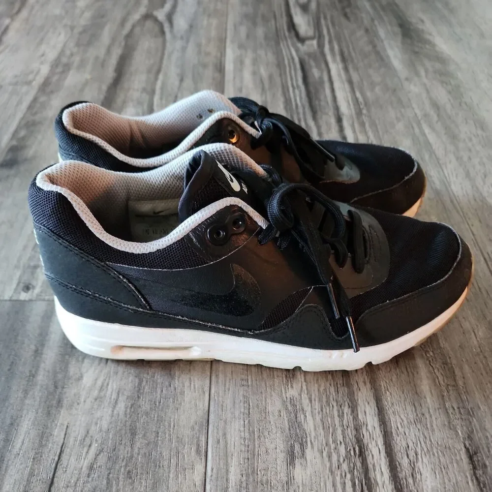Nike Air Max 90 Ultra Essential 1 Black 704993-001 Size 7